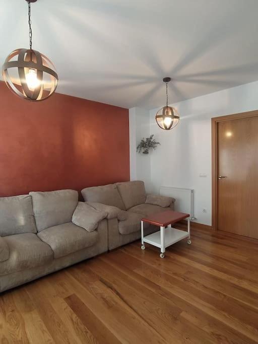Espectacular Adosado En Viana Con Aparcamiento Gratuito. Villa Exterior foto